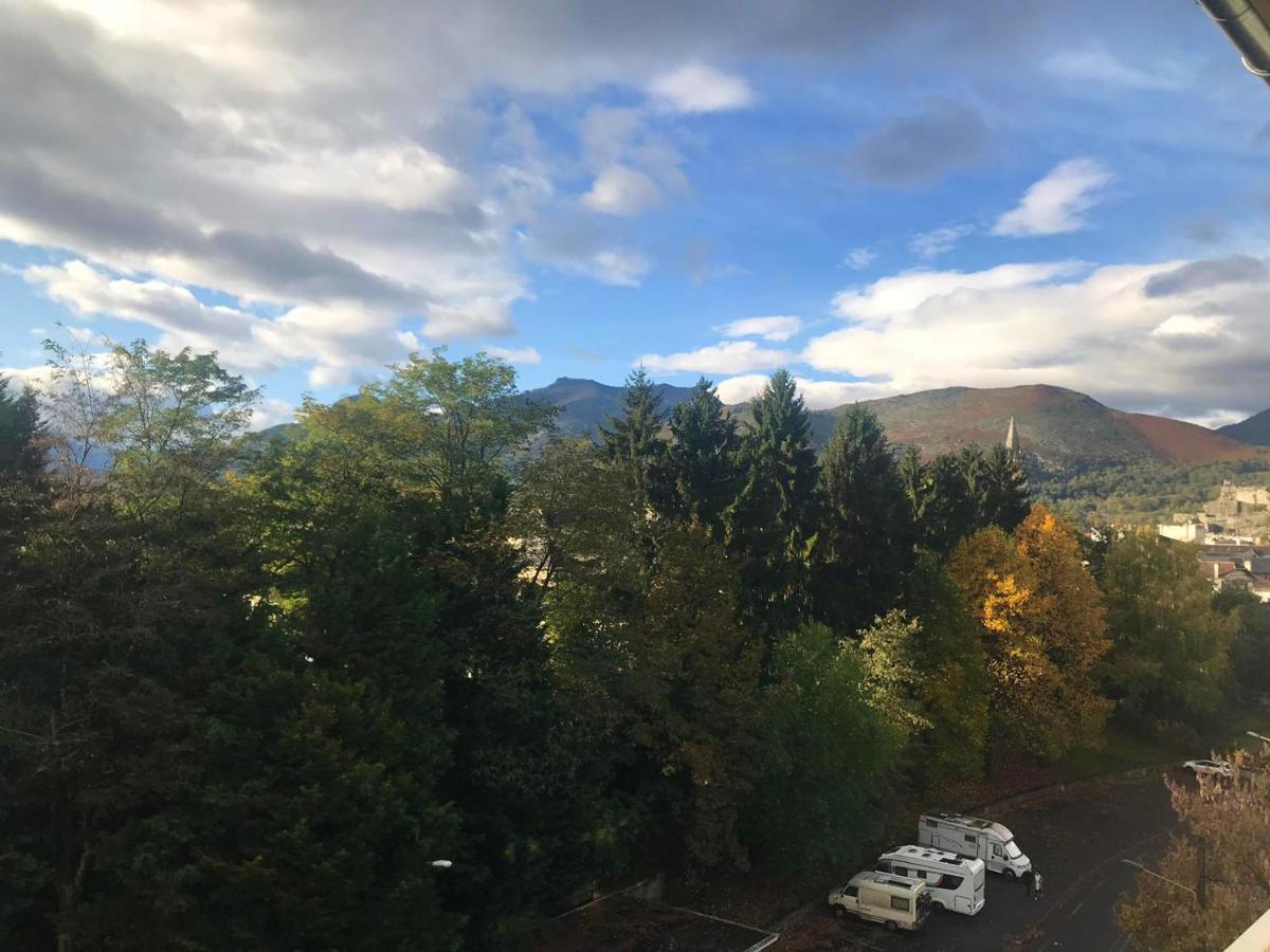 Appartement D'Une Chambre A Lourdes Avec Magnifique Vue Sur La Montagne Et Terrasse Amenagee Exterior photo