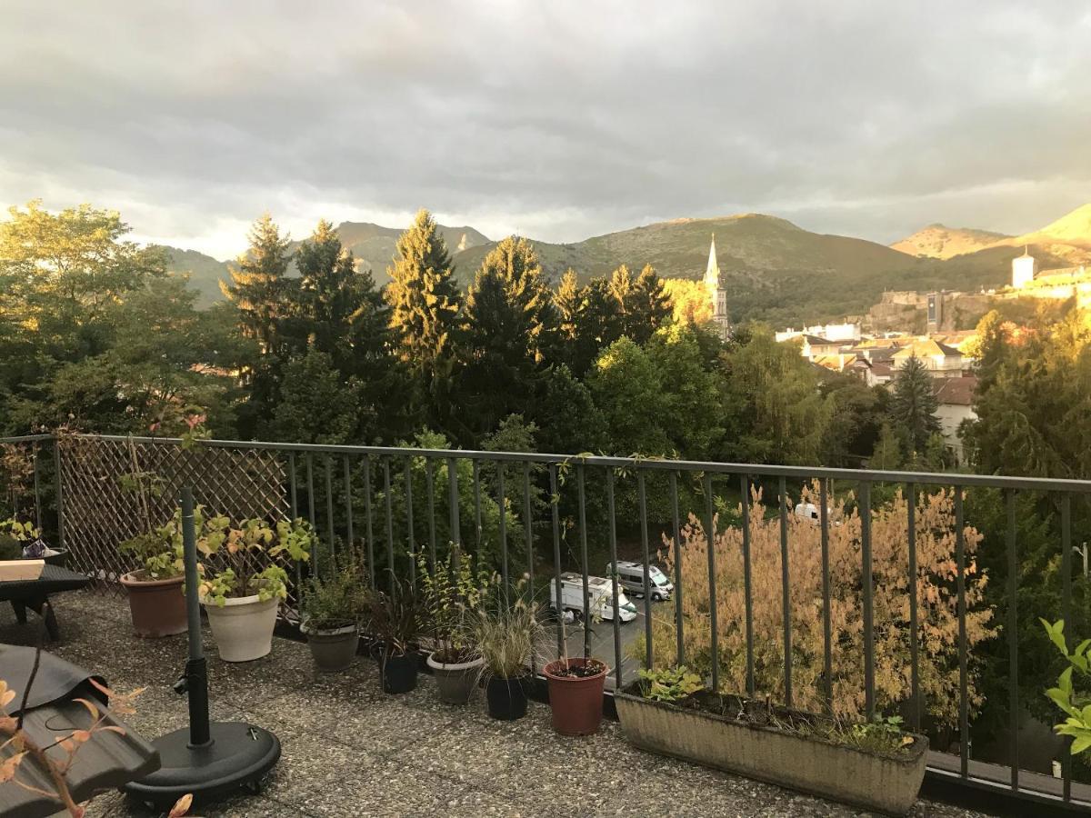 Appartement D'Une Chambre A Lourdes Avec Magnifique Vue Sur La Montagne Et Terrasse Amenagee Exterior photo